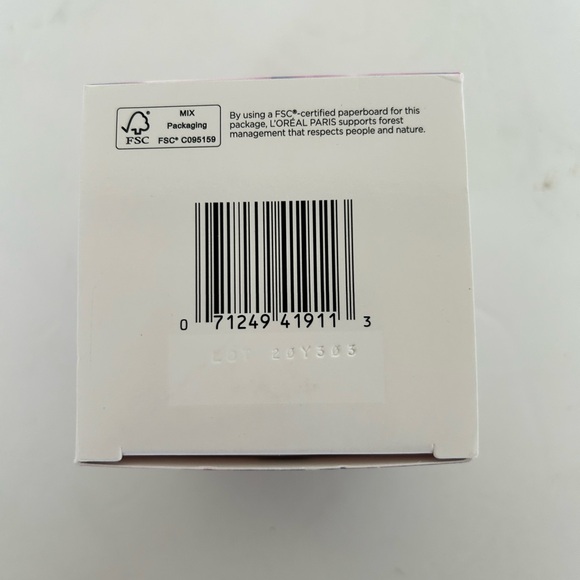 LOREAL COLLAGEN MOISTURE FULLER MOISTURIZER NWT - Picture 9 of 16